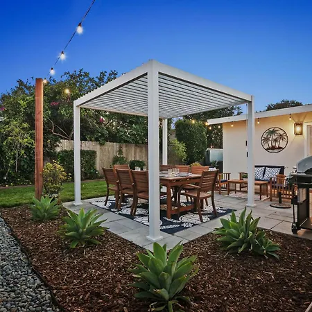 Family Oasis With Hot Tub And Dedicated Workspace